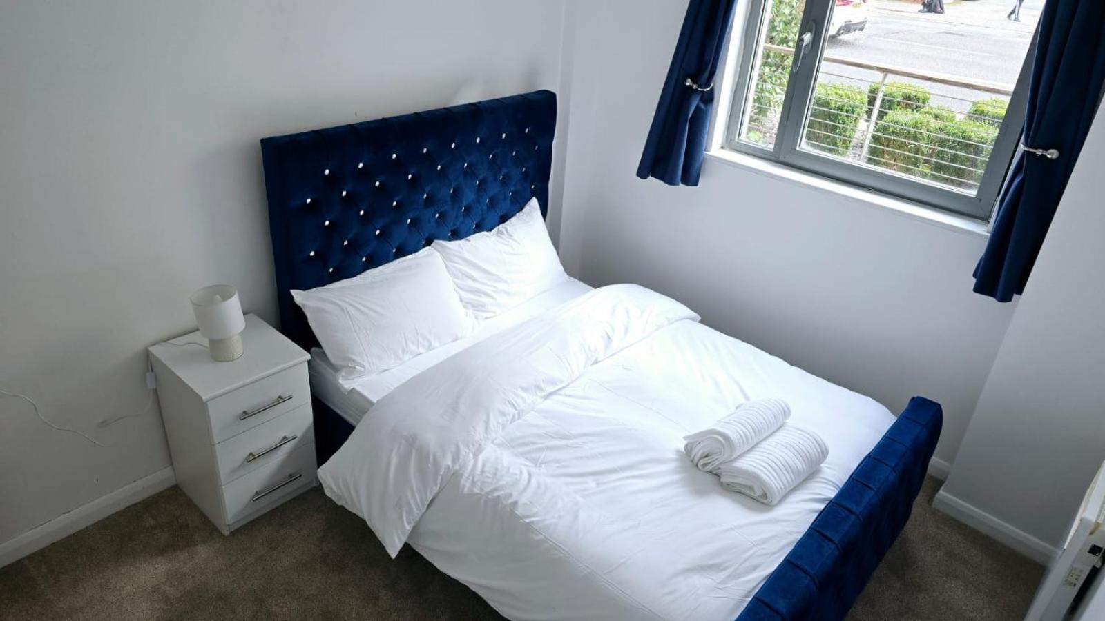 Luxury Green 1 Bed City Centre Apartment Close To Mailbox,Bullring, Broad Street For Leisure And Families Бирмингам Екстериор снимка
